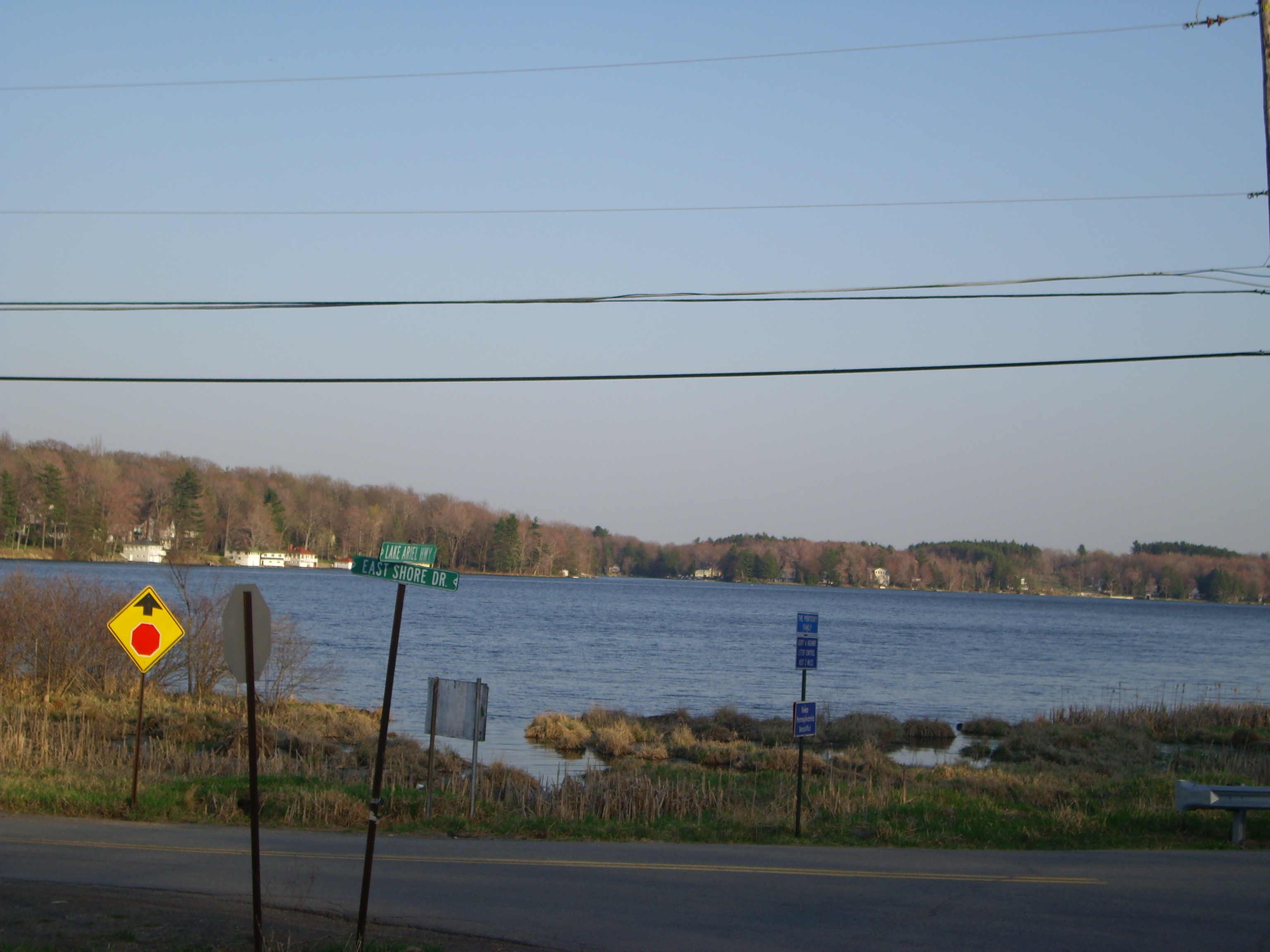 Lake Ariel