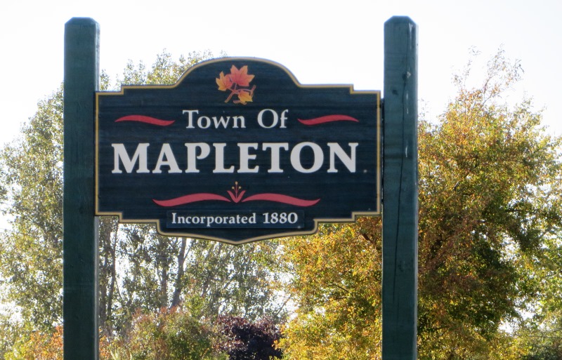 Mapleton