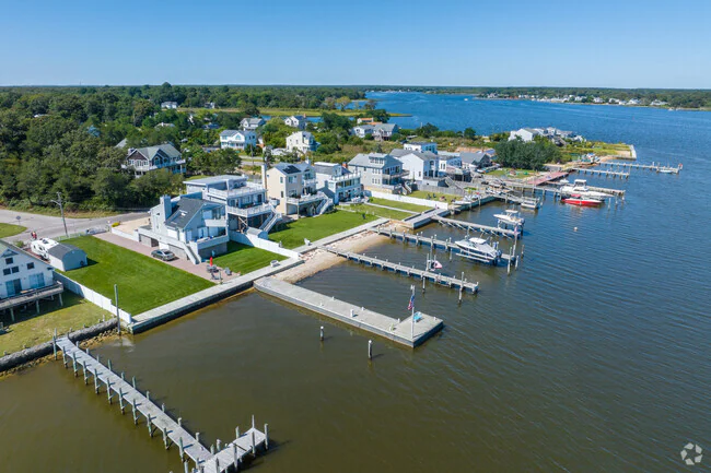 Mastic Beach
